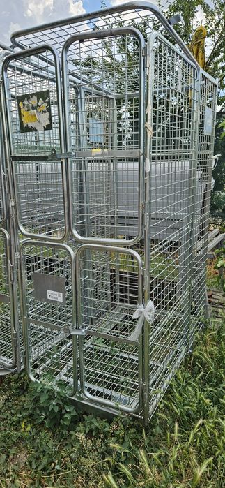 Container/Palet mobil din metal