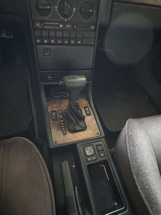 Peugeot 605 3.0 бензин