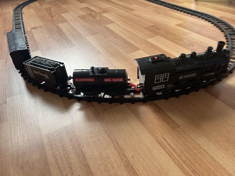 Продам поезд и робопес