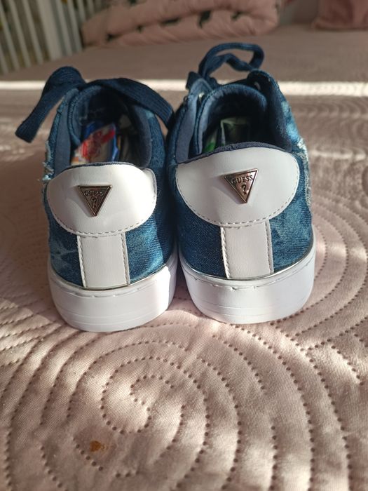 Guess- дънкови кецове  38 номер