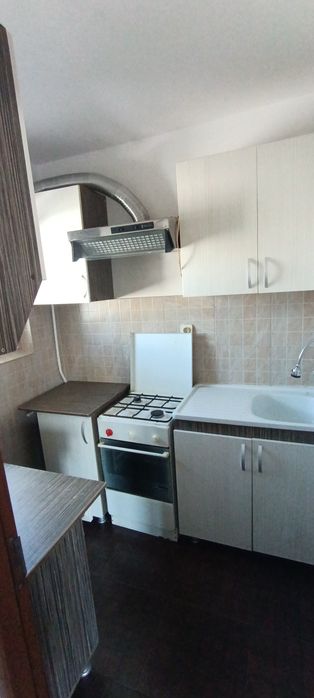 Inchiriez garsoniera confort 1 în Obcini