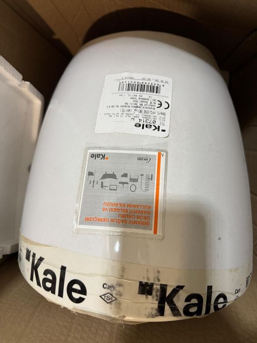 Нова туалетна чиния