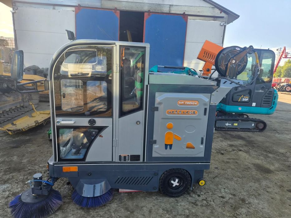 Maturatoare Stradala Electrica Euro 6 Electrica  4 peri +sul + karcher  + tun pt  pulverizare apa