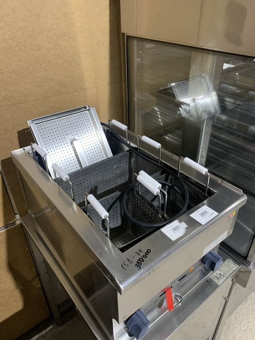 Пастоварка б/у в отличном состоянии!!!