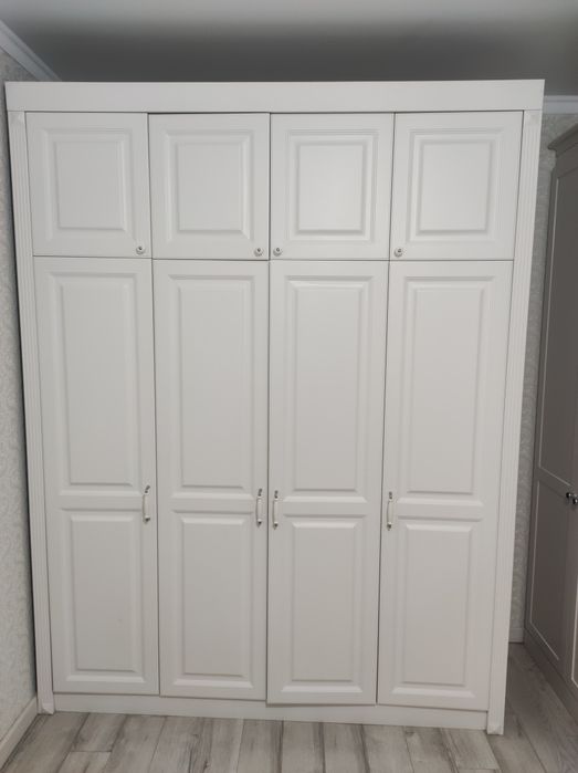 Большой шкаф продам