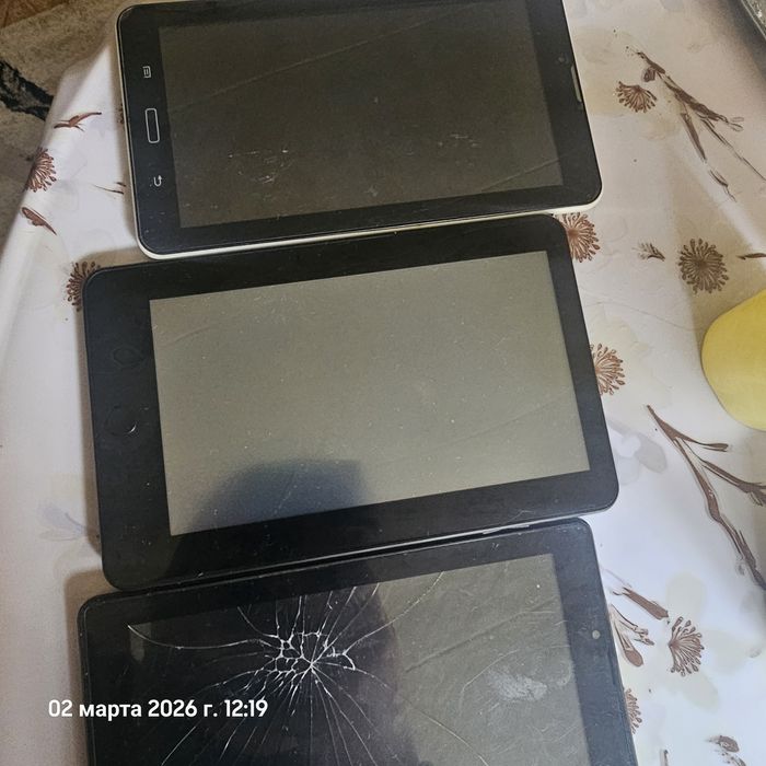 Планшеты на запчасти