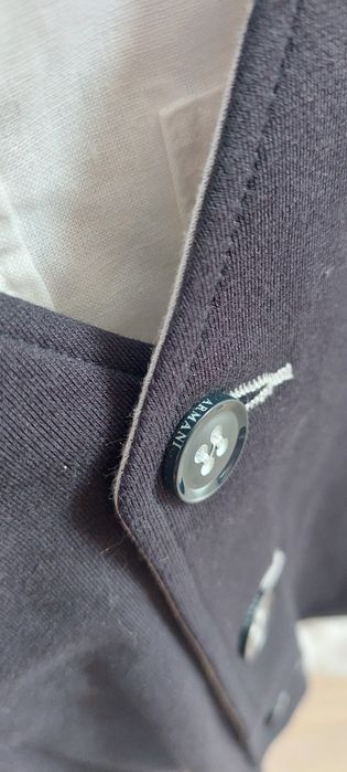 ARMANI оригинален нов елек с риза HM 104 см