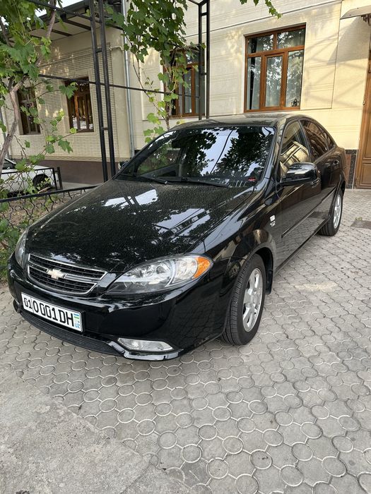 Gentra 2023. Bez luk