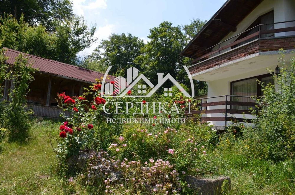 Продава се Къща в Разлог - 180 кв.м за 795 €/кв.м - Снимка #1