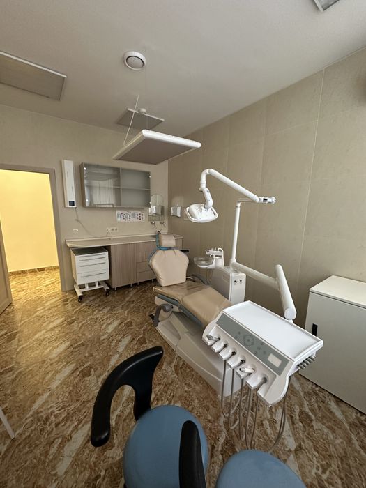 Стоматологическая клиника, 3 кабинета