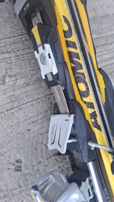 schiuri ATOMIC SL II M Hyper carbon