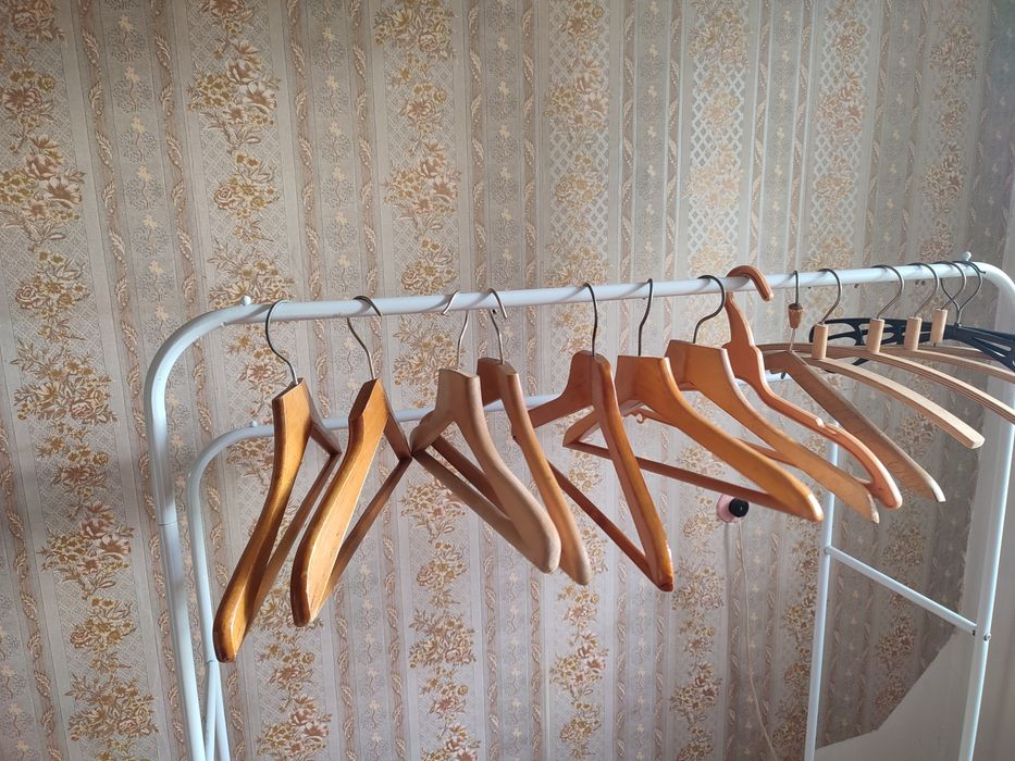 Вешалка в отличном состоянии