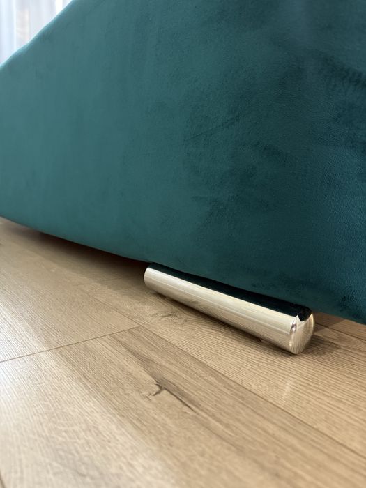 Кровать двуспальная