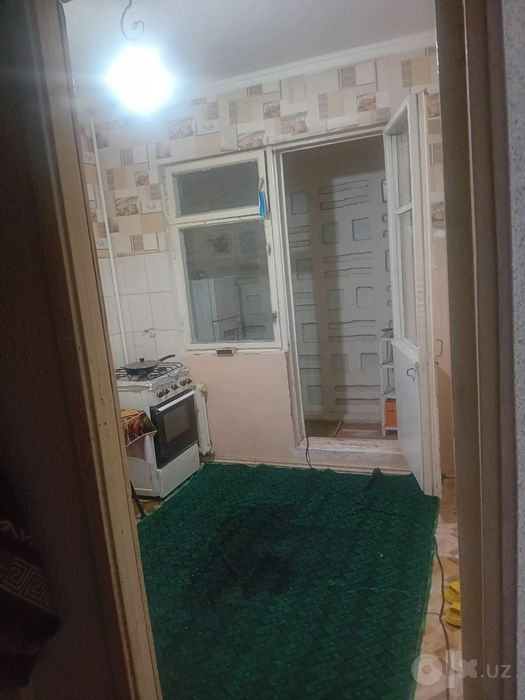 Qo'yliq Massiv 4, Qiyot bekati oldida kvartira o'g'il bolalarga
