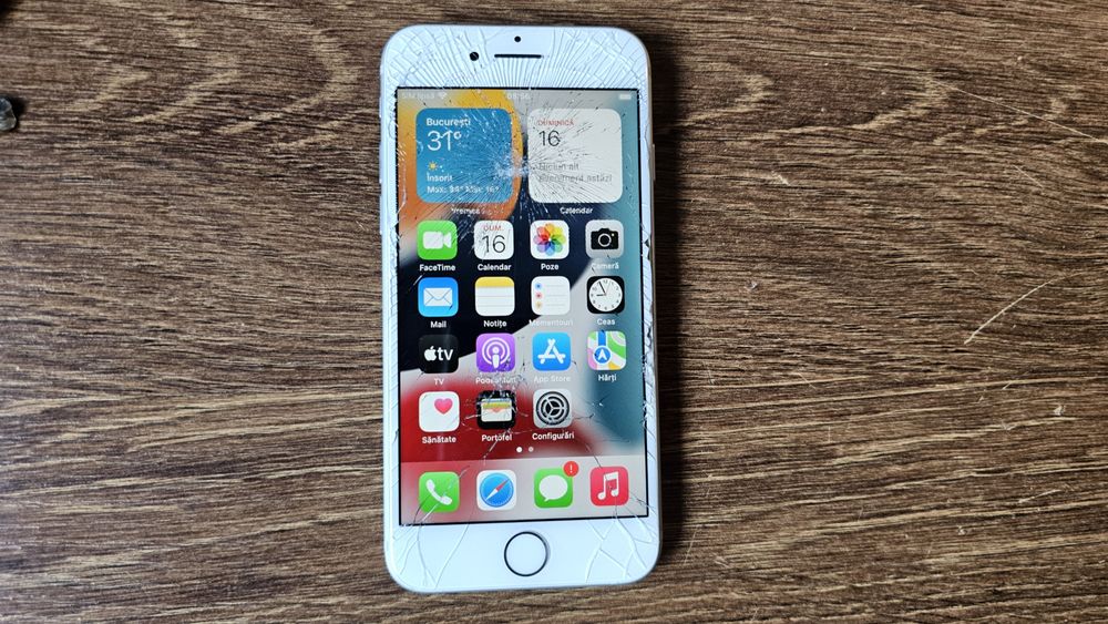 iPhone 7 silver 32Gb