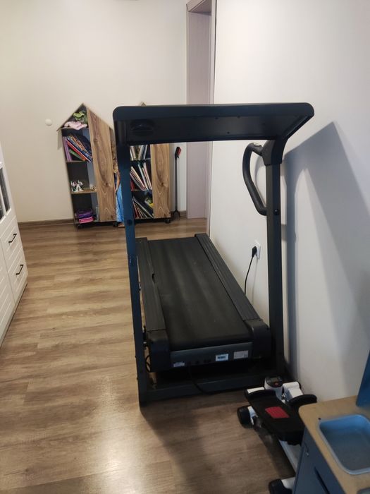 Бягаща пътека степер