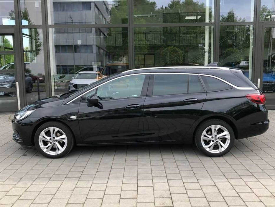 Inchiriere masina Opel Astra break 1.6 diesel
