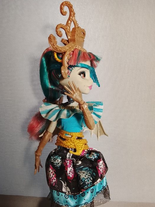 Продам куклу Монстр хай