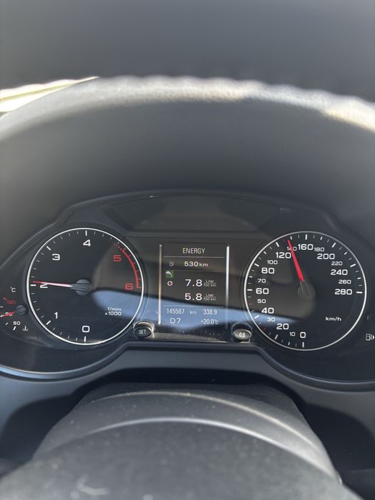 Ауди Q5 2.0 TDI 170hp.