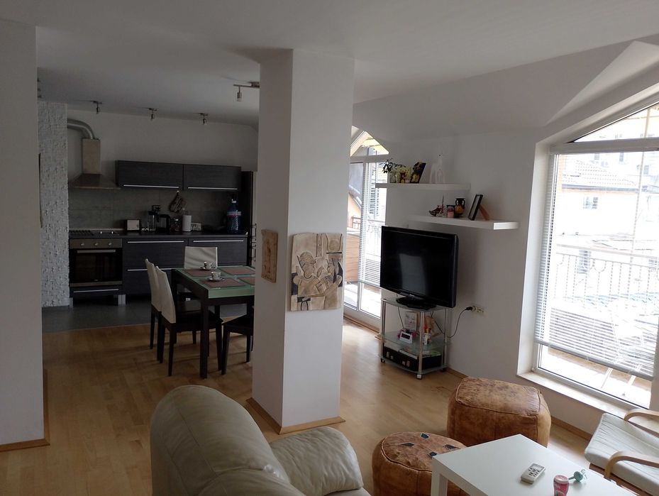 Продава се Тристаен апартамент в Варна, Чайка - 103 кв.м за 3059 €/кв.м - Снимка #1