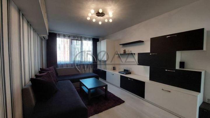 Продава се Двустаен апартамент в София, Младост 2 - 61 кв.м за 2984 €/кв.м - Снимка #1