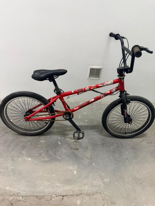 Продам велосипед трюковой BMX