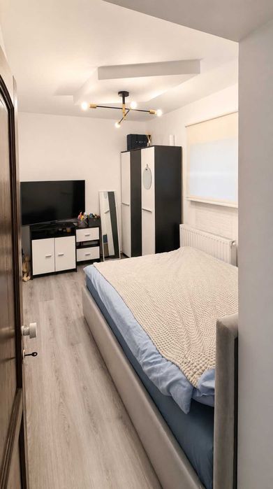 Vând casa mobilată și renovată în Piață Cluj