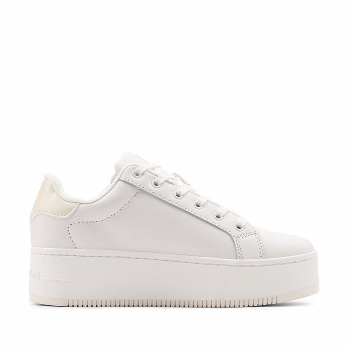 Бели дамски кецове Tommy Hilfiger TJW Flatform Pearlized Sneaker - размер 39