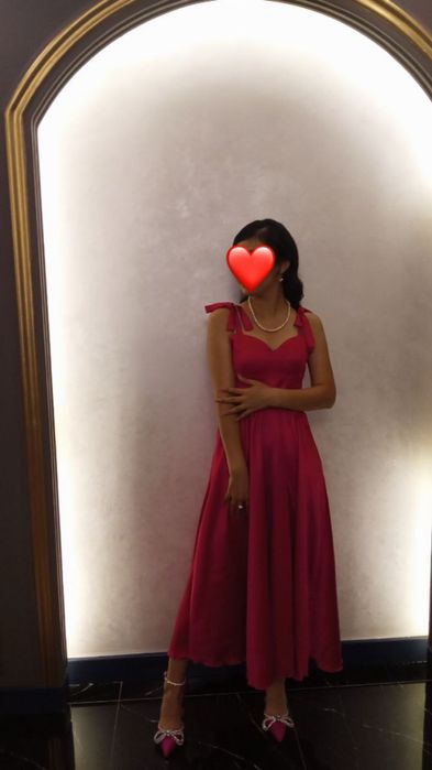 вечернее платье на выпусконой