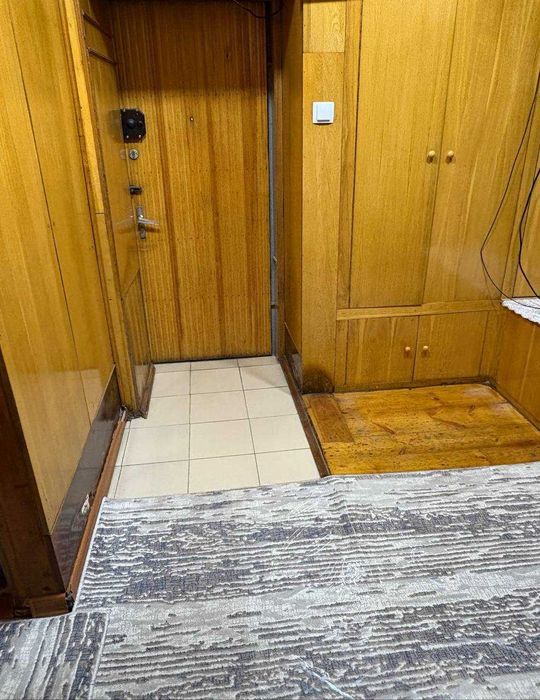 Себзор 5 хона, 1-этаж квартира ШОШИЛИНЧ сотилади!