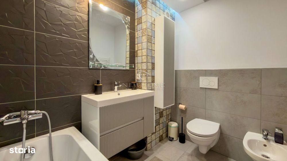 Apartament 2 camere, parcare, zona Manastur