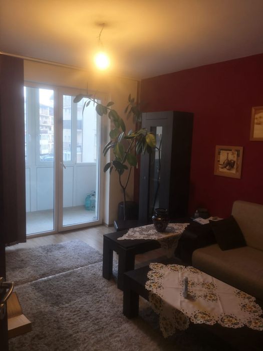 Apartament 1camera 40mp Floresti