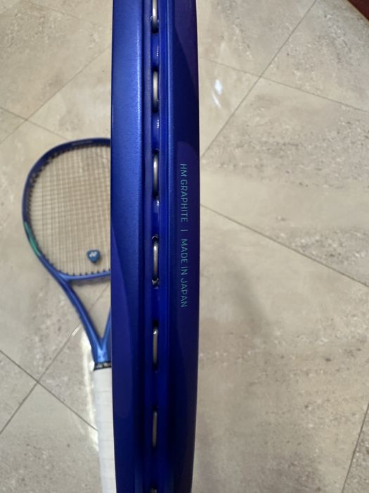 Yonex Ezone 98 305гр. Грип3