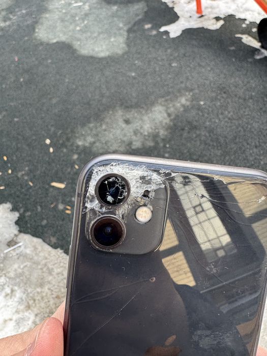 Продам Iphone 11 pro 64GB