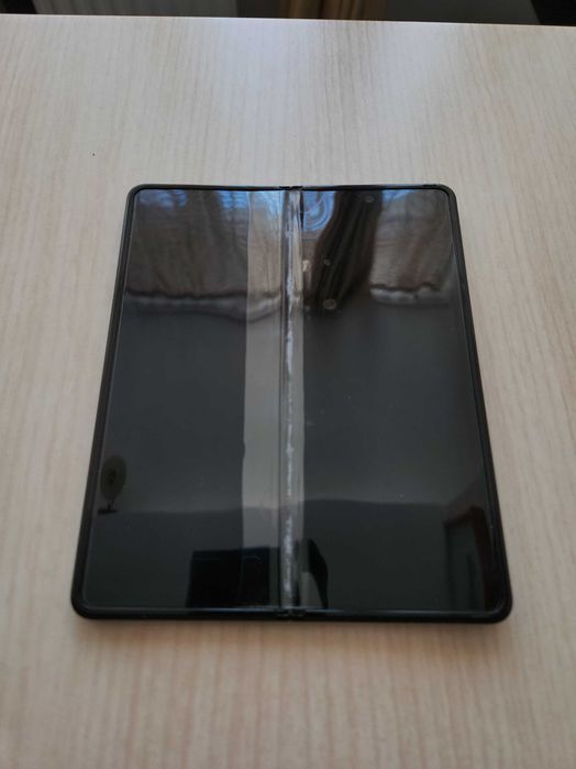 Samsung Z Fold 3 - ambele ecrane nefunctionale - 256 GB Stocare