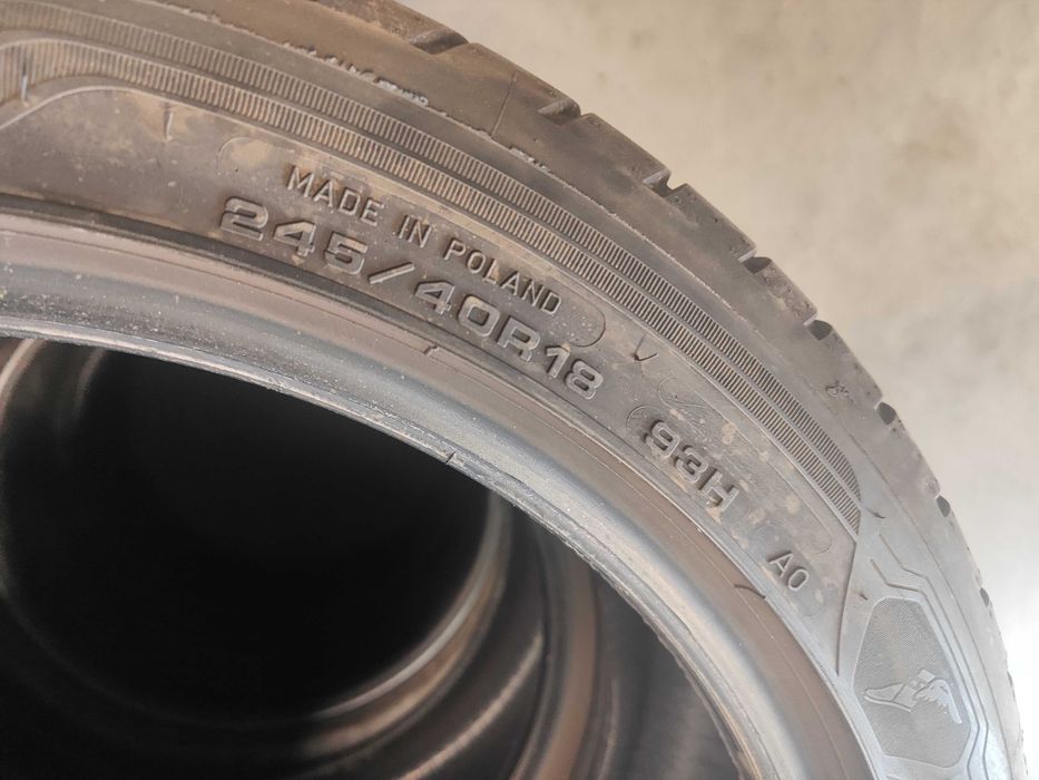 2бр. летни гуми 245/40/18 Goodyear