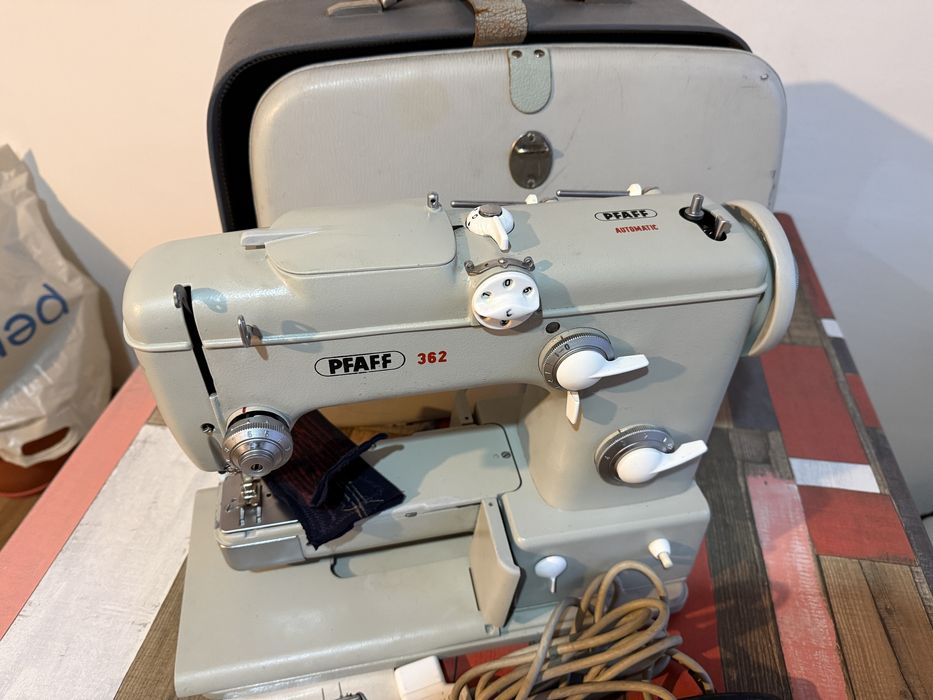 Masina cusut Pfaff 362 automatic