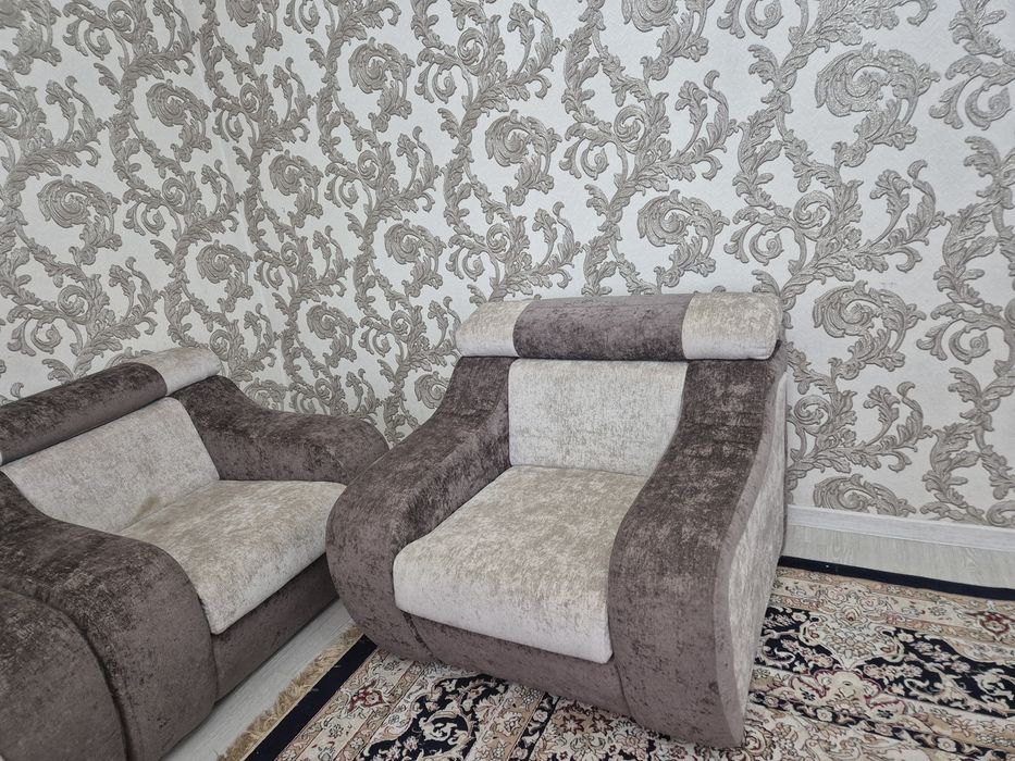 Продаётся диван в отличном состоянии