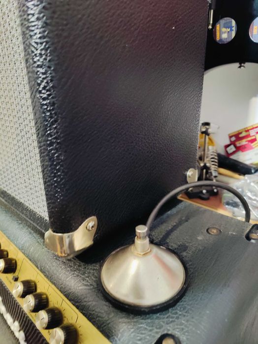 Amplificator chitara FENDER Champ 12 red qnobs, full lampi