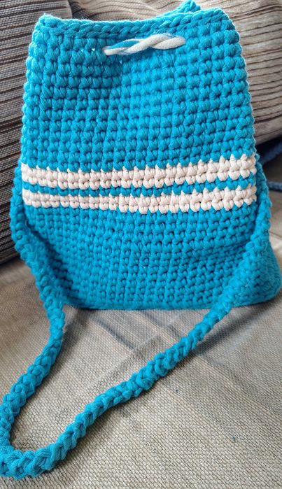 Плетени раници в синьо, ръчна изработка, нови с модерна визия