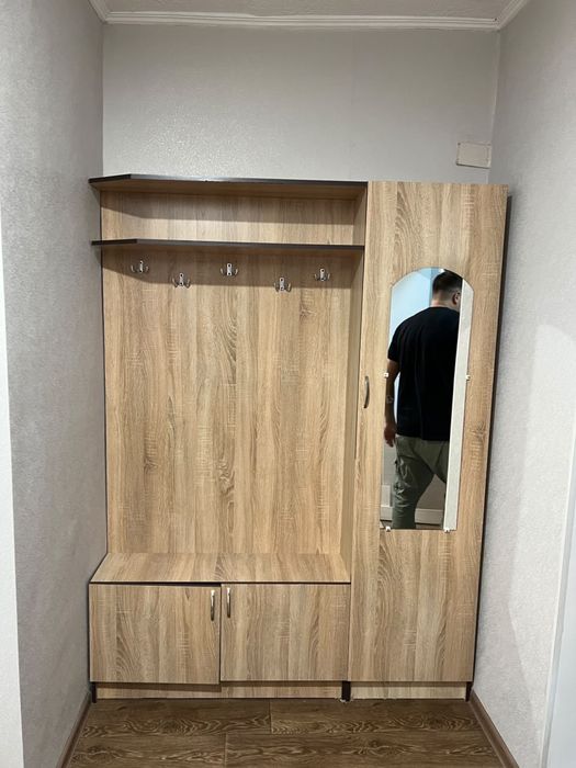Продается Шкаф в хорошем состояние