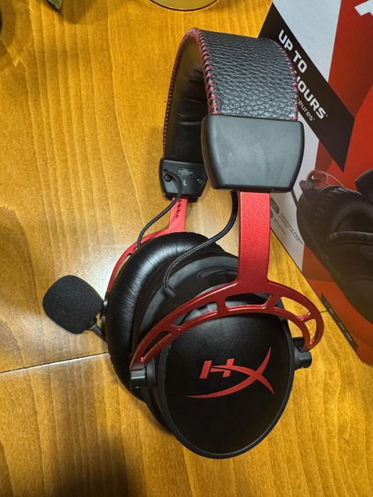 Hyperx Cloud  Alpha Wireless