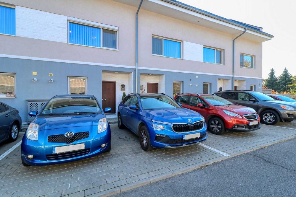 Casă de închiriat Matei Millo | 143 mp | grădină | pădure la 1 min | 2 parcări | complet mobilată și utilată | saună | proprietar