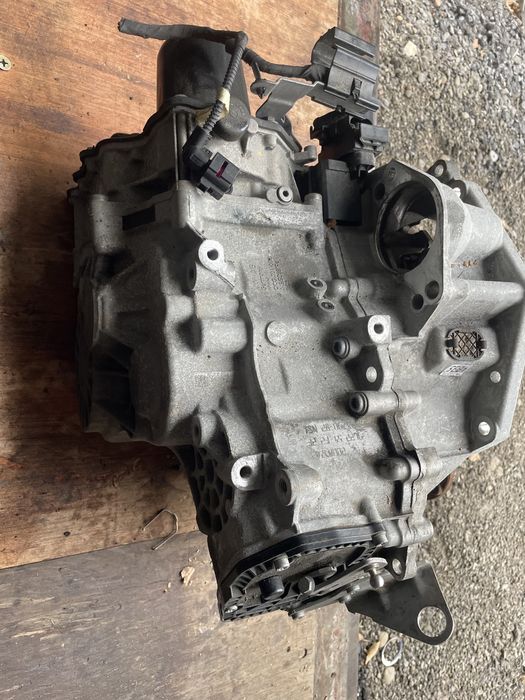 Cutie Viteze 1.6 S-tronic cod TSN