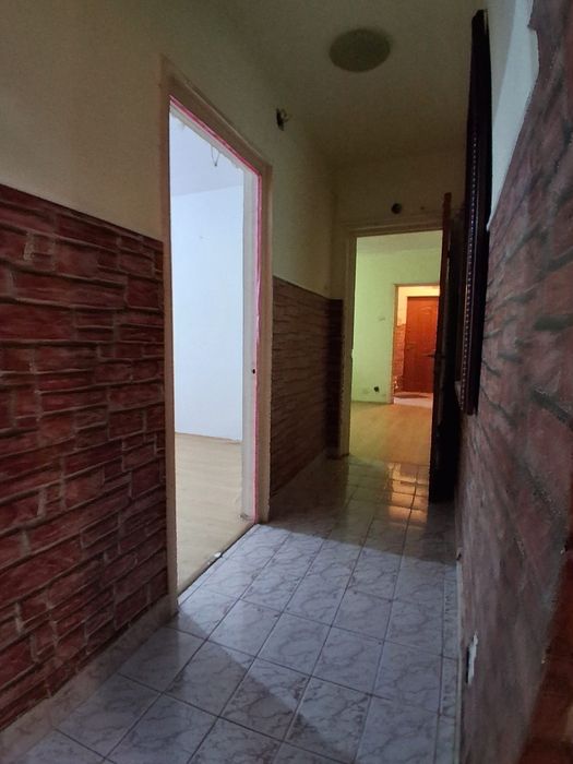 Apartament 4 camere la parter