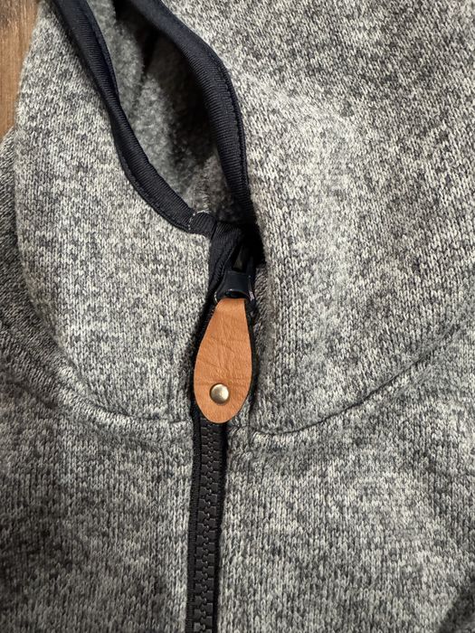 Поларен суичър за момче на марката H&M размер 146-152