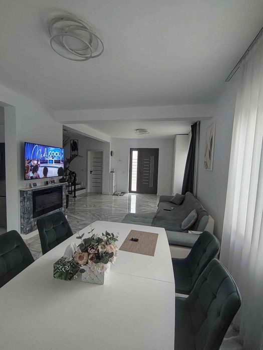 Casă duplex la cheie
