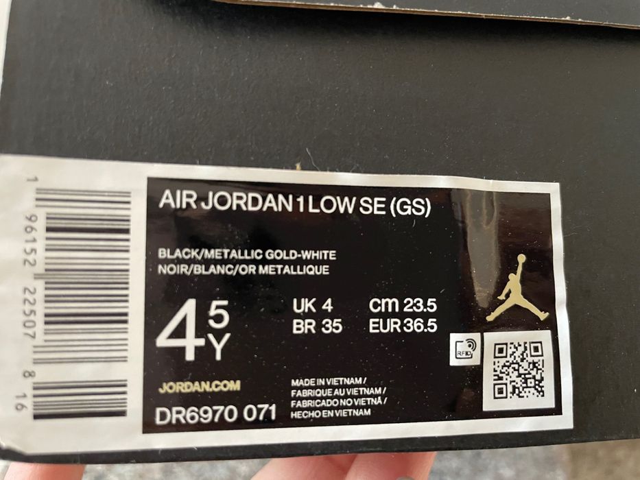 Nike Air Jordan 1 Gold