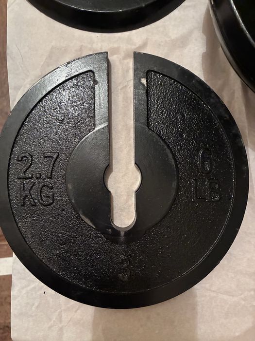 Регулируема фитнес пудовка Kettlebell 3,4–18 kg - GymBeam + ПОДАРЪК