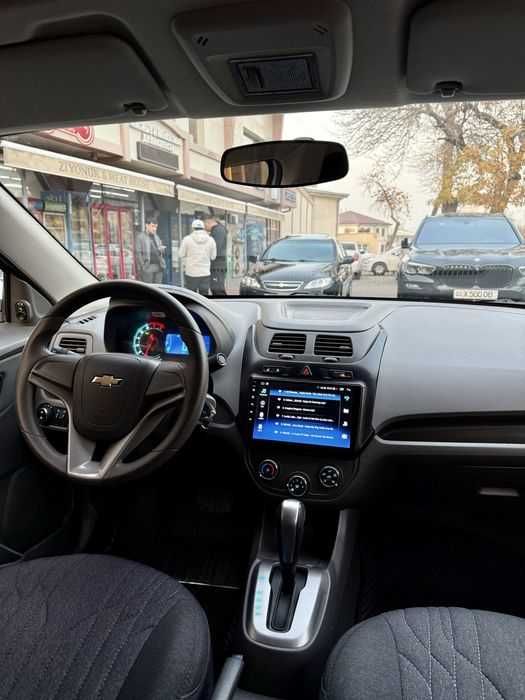 Chevrolet Cobalt avtomat ideal xolatda kraska toza. 20 000 probeg.
